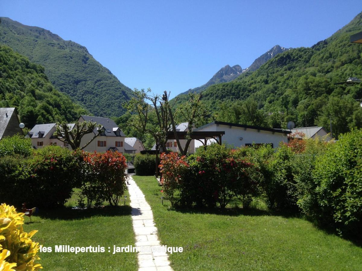 Les Millepertuis Villa ลูซ-แซ็ง-โซเวอร์ ภายนอก รูปภาพ