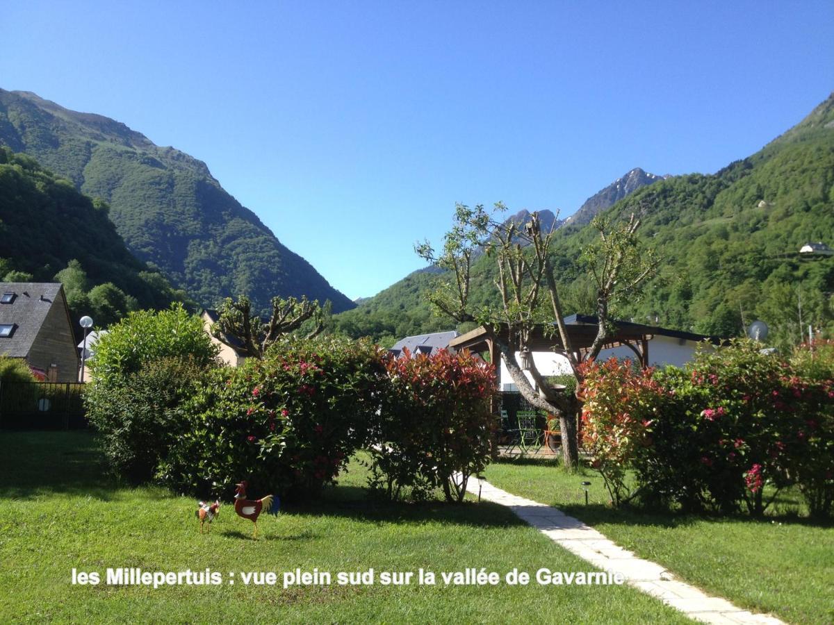 Les Millepertuis Villa ลูซ-แซ็ง-โซเวอร์ ภายนอก รูปภาพ